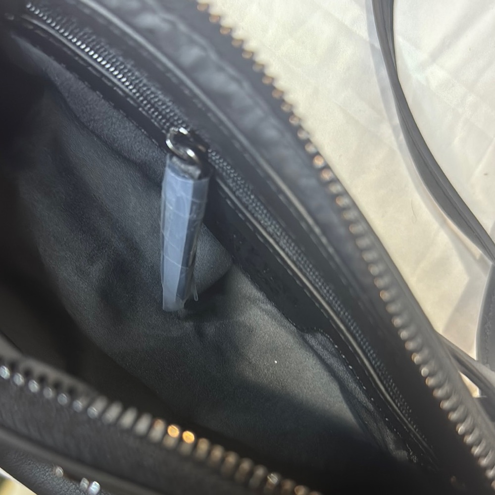 Simply Vera Vera Wang Elegant Black Handbag - Picture 6 of 13
